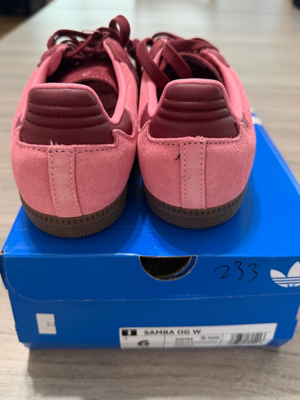 Adidas Samba Women’s Sneakers in Burgundy and Pink (Roseti/gum buttons) - Picture 4 of 7